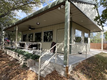 Overview Captain's Cabin | Perfect for Water Activities - Graford, Texas - glamping.directory