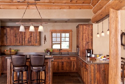 Scenic Creekside Lodge with Decks and Madison River Access near Yellowstone, Ennis Montana - Cameron, Montana - glamping.directory