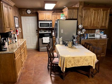 Family Style Glamping in Pet-Friendly Rental at Lake Godstone, Texas - Graford, Texas - glamping.directory