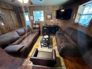 Family Style Glamping in Pet-Friendly Rental at Lake Godstone, Texas - Graford, Texas - glamping.directory