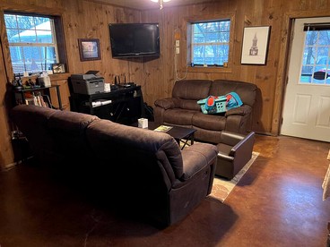 Family Style Glamping in Pet-Friendly Rental at Lake Godstone, Texas - Graford, Texas - glamping.directory