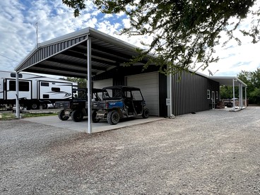 Family Style Glamping in Pet-Friendly Rental at Lake Godstone, Texas - Graford, Texas - glamping.directory