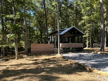 The Getaway at The Retreat in Monteagle, TN - Monteagle, Tennessee - glamping.directory