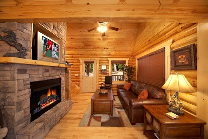 Spacious Gatlinburg Cabin Rental Ideal for a Getaway in Tennessee - Gatlinburg, Tennessee - glamping.directory