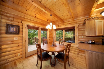 Spacious Gatlinburg Cabin Rental Ideal for a Getaway in Tennessee - Gatlinburg, Tennessee - glamping.directory