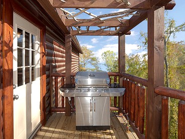 Spacious Gatlinburg Cabin Rental Ideal for a Getaway in Tennessee - Gatlinburg, Tennessee - glamping.directory
