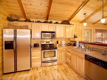 Spacious Gatlinburg Cabin Rental Ideal for a Getaway in Tennessee - Gatlinburg, Tennessee - glamping.directory