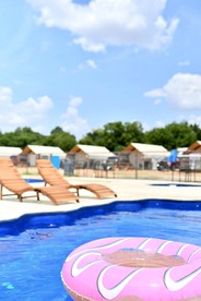 Cabaña Son's Rio Cibolo Waterfront Cabin, San Antonio, Texas - Marion, Texas - glamping.directory