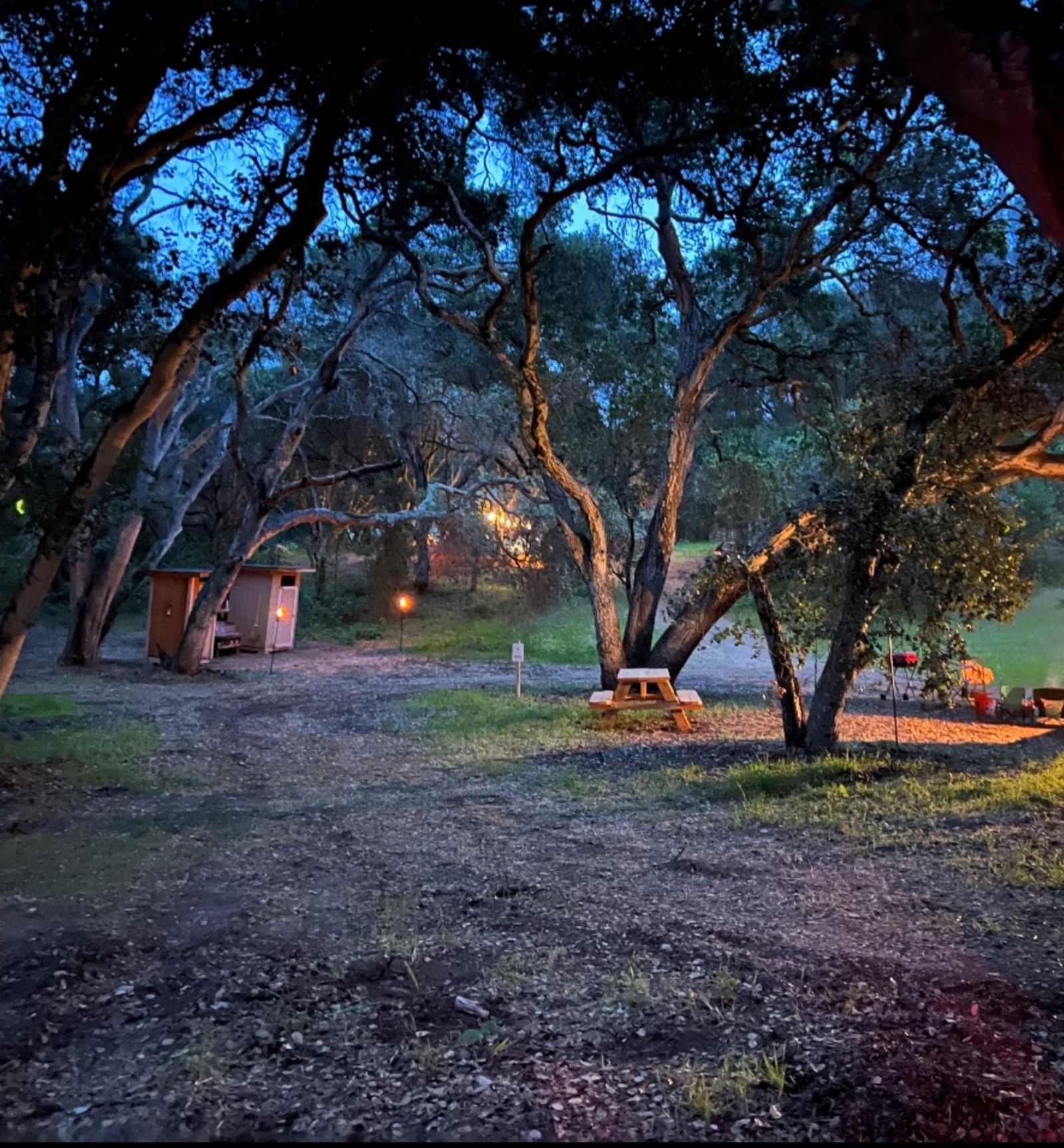 Grey Oaks 2 - Aromas, California - glamping.directory