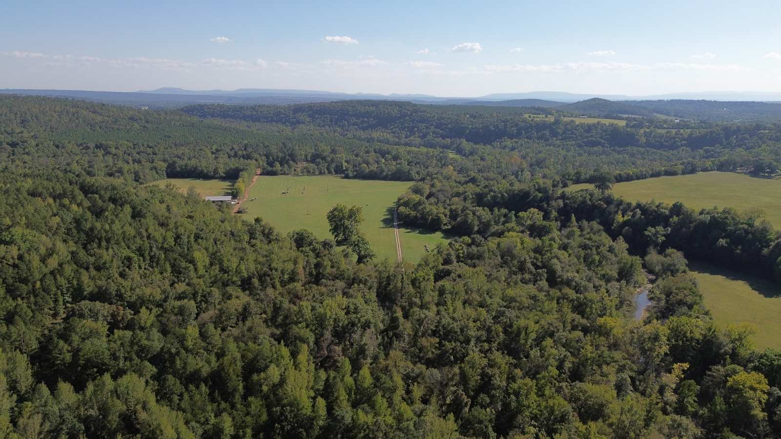 Melson Farms - Lamar, Arkansas - glamping.directory