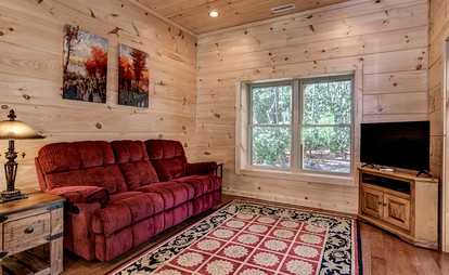 Serenity Awaits: Secluded Cabin Rental in Black Mountain, North Carolina - Black Mountain, North Carolina - glamping.directory