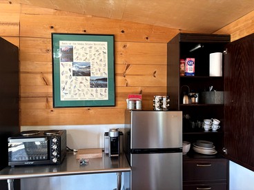 Cozy Rustic Cabin on a Working Horse Ranch for a Unique Getaway in Granite Bay, California - Granite Bay, California - glamping.directory