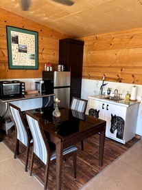 Cozy Rustic Cabin on a Working Horse Ranch for a Unique Getaway in Granite Bay, California - Granite Bay, California - glamping.directory