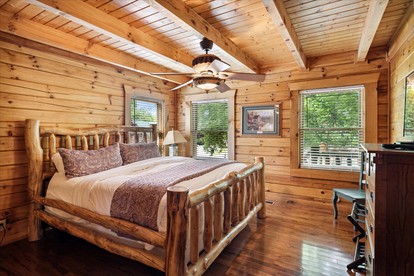 Family Glamping Getaway in the Great Smoky Mountains in this Wonderful Cabin Rental in Pigeon Forge - Pigeon Forge, Tennessee - glamping.directory