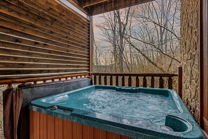 Family Glamping Getaway in the Great Smoky Mountains in this Wonderful Cabin Rental in Pigeon Forge - Pigeon Forge, Tennessee - glamping.directory