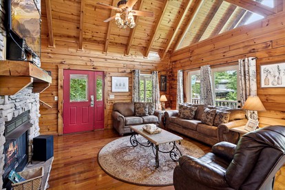Family Glamping Getaway in the Great Smoky Mountains in this Wonderful Cabin Rental in Pigeon Forge - Pigeon Forge, Tennessee - glamping.directory