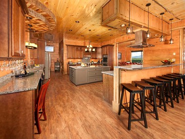 Extraordinary Vacation Cabin for Large Group Rental in Pigeon Forge, Tennessee - Pigeon Forge, Tennessee - glamping.directory