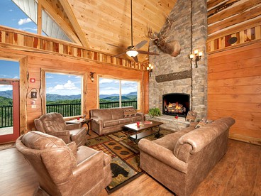Extraordinary Vacation Cabin for Large Group Rental in Pigeon Forge, Tennessee - Pigeon Forge, Tennessee - glamping.directory