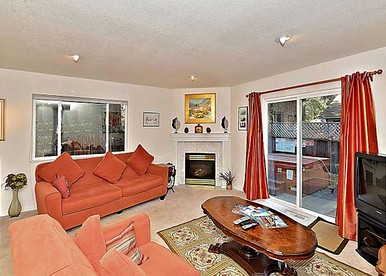 Family Vacation Rental with Hot Tub in South Lake Tahoe, California - South Lake Tahoe, California - glamping.directory