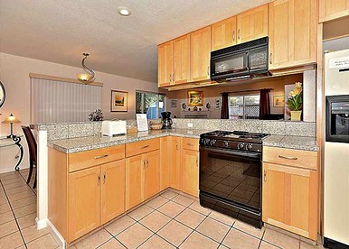 Family Vacation Rental with Hot Tub in South Lake Tahoe, California - South Lake Tahoe, California - glamping.directory