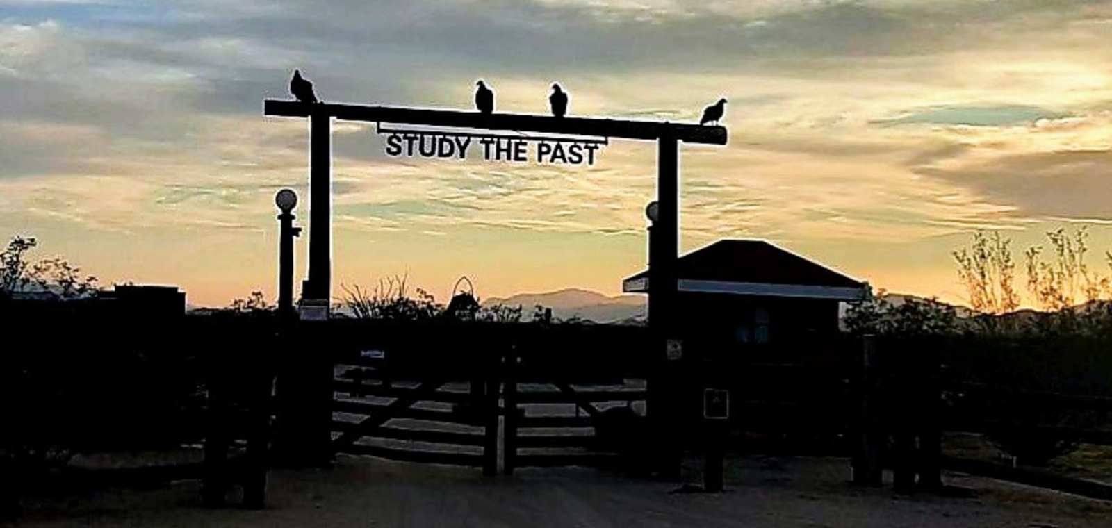 Mojave Desert Heritage & Cultural - glamping.directory