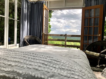 Runamuk Farm Camp with a View near the Adirondacks - Cambridge, New York - glamping.directory