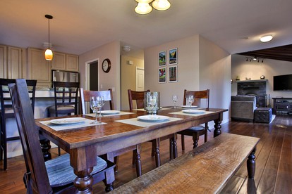 Pet-Friendly Cabin Rental with Hot Tub and Private Dock for Glamping in Northern California - Guerneville, California - glamping.directory