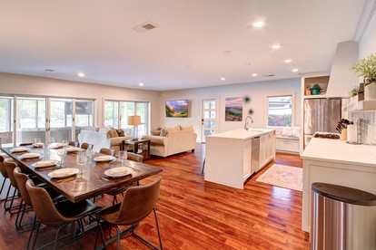 Cozy Cottage with Swimming Pool in Charlotte, North Carolina - Charlotte, North Carolina - glamping.directory