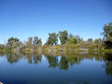 Cozy and Rustic Private Log Cabin in Resort in Fort Smith, Montana - Fort Smith, Montana - glamping.directory