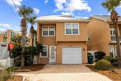 Coastal Vacation Home with Pool, Game Room & BBQ near Panama City Beach, Florida - glamping.directory