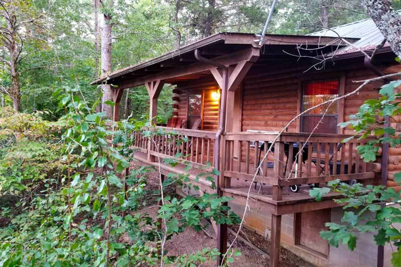 Enchanted Forest Resort - Eureka Springs, Arkansas - glamping.directory