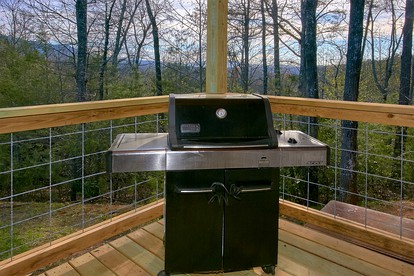 Beautiful Log Cabin with Extraordinary Views for Glamping near Gatlinburg - Gatlinburg, Tennessee - glamping.directory