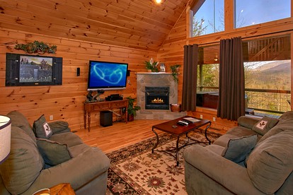 Beautiful Log Cabin with Extraordinary Views for Glamping near Gatlinburg - Gatlinburg, Tennessee - glamping.directory