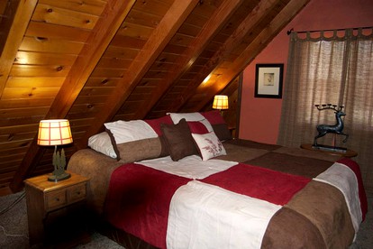 Cozy, Family-Friendly Cabin in Big Bear, California - Big Bear City, California - glamping.directory