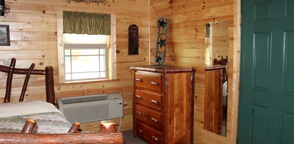 Luxury Cabin for Great Weekend Trips in Maryland - Flintstone, Maryland - glamping.directory
