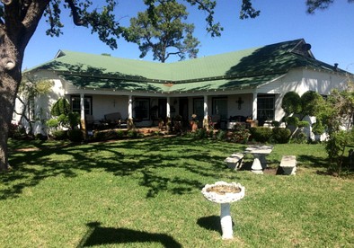 Historical Schoolhouse Suite with Spacious Tub near Eagle Mountain Lake Thirty Minutes from Downtown Fort Worth, Texas - glamping.directory