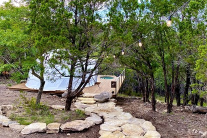 Deluxe Glamping Austin, Ideal for a Romantic Vacation in Texas - Marble Falls, Texas - glamping.directory