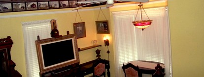Romantic Getaway Rental Overlooking a Pond in Hardin County, Texas - Lumberton, Texas - glamping.directory