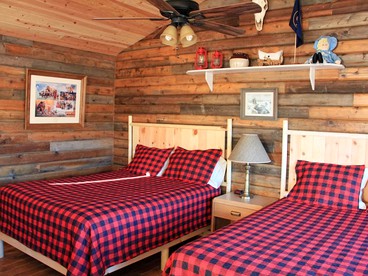 Picturesque Cabin Getaway Situated near Zion National Park in Utah - Mount Carmel, Utah - glamping.directory