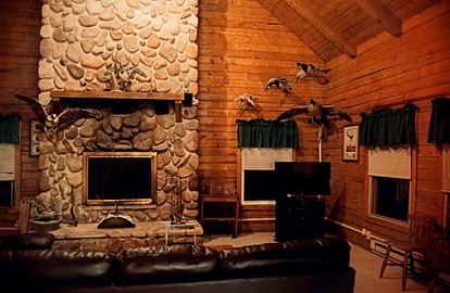 Spacious Vacation Cabin near Lac Qui Parle Lake in Dawson, Minnesota - Dawson, Minnesota - glamping.directory