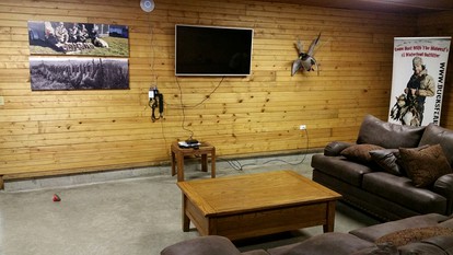 Spacious Vacation Cabin near Lac Qui Parle Lake in Dawson, Minnesota - Dawson, Minnesota - glamping.directory