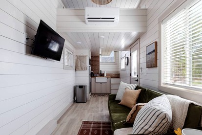 Unforgettable Vistas: Tiny Home Getaway with Stunning Utah Views - Apple Valley, Utah - glamping.directory