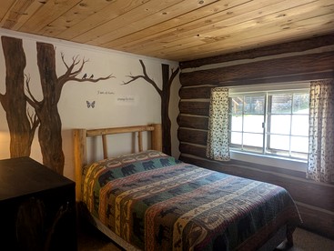 Lakeside Log Cabin Rental within Easy Reach of Chequamegon Bay, Wisconsin - Hayward, Wisconsin - glamping.directory