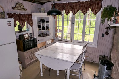 Secluded Cabin Rental Tucked in the Woods Outside of Cincinnati, Ohio - Okeana, Ohio - glamping.directory