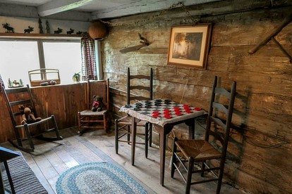 Secluded Cabin Rental Tucked in the Woods Outside of Cincinnati, Ohio - Okeana, Ohio - glamping.directory