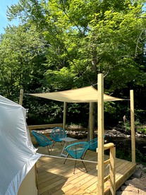 Charming Bell Tent Stay at Working Farm in Smithfield, Pennsylvania for Glamping at its Best - Smithfield, Pennsylvania - glamping.directory