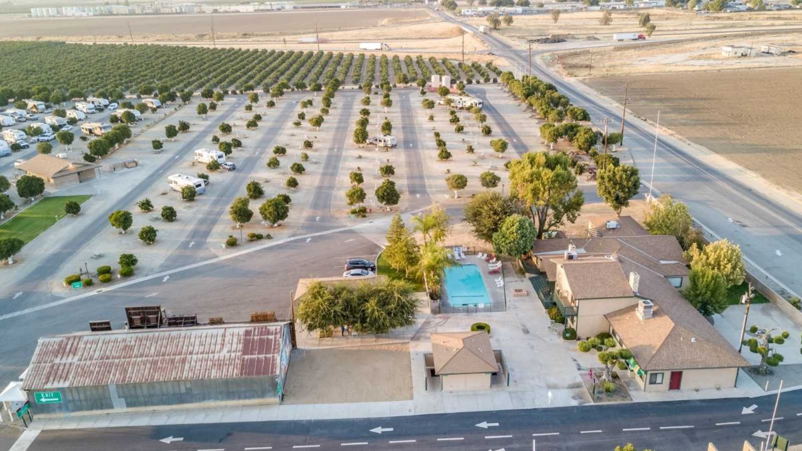 Orange Grove RV Park - glamping.directory
