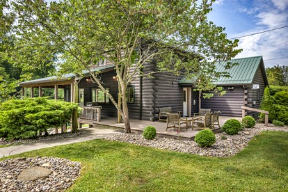 Exquisite Cabin with Amazing Interior and Exterior in Sarahsville, Ohio - glamping.directory