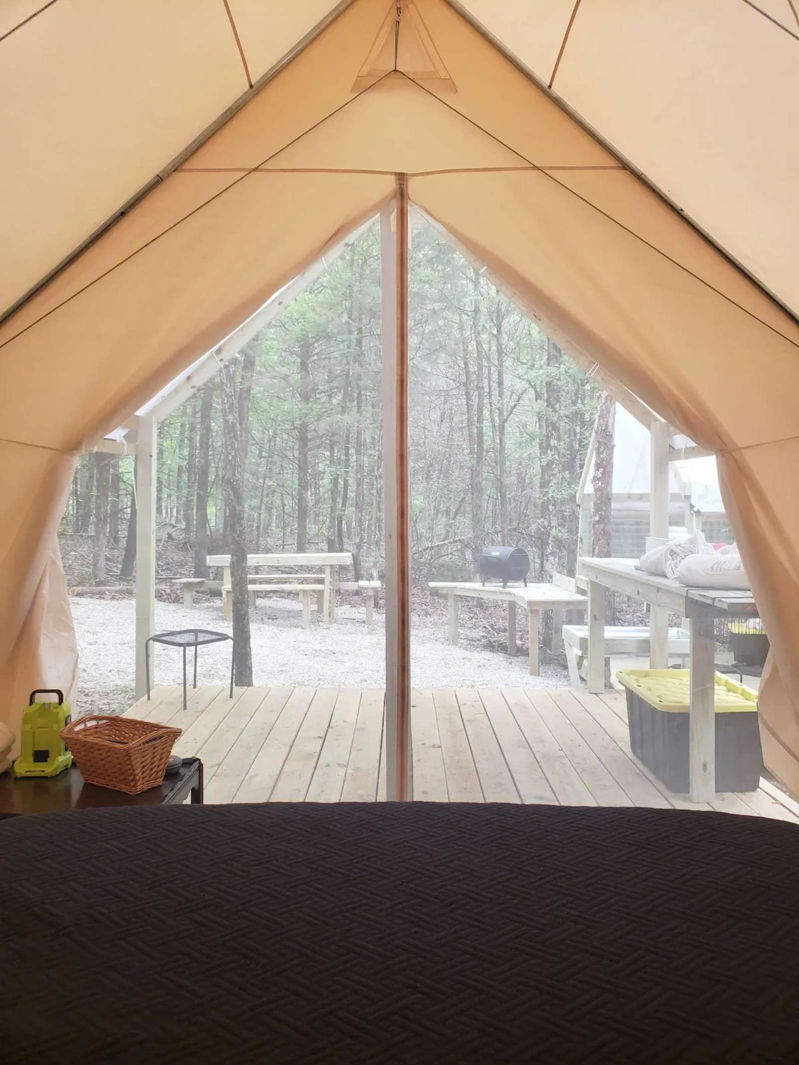 Cedar Ridge South Fork River - Hardy, Arkansas - glamping.directory