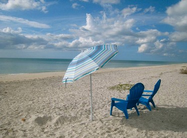 Incredible Beach Front Cottage with Gorgeous Sea Views for a Peaceful Escape on Little Gasparilla Island, Florida - Placida, Florida - glamping.directory